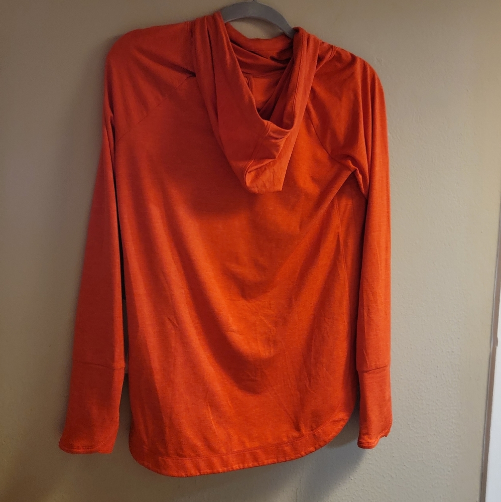 Athleta Uptemo Pullover Size Small - image 3